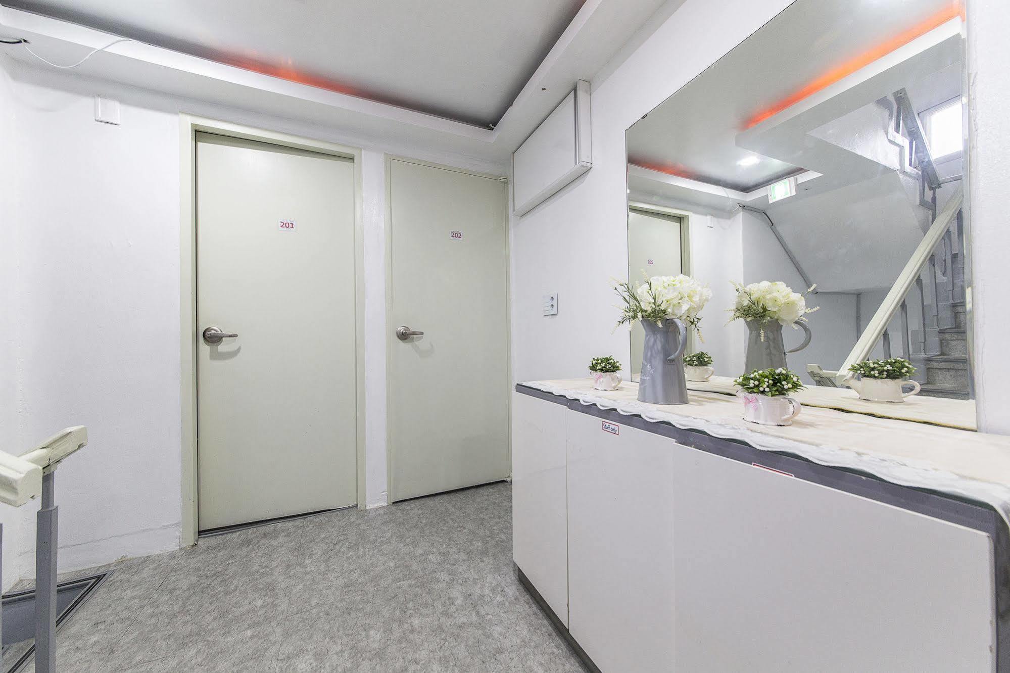 K-Seoul Guesthouse Ngoại thất bức ảnh